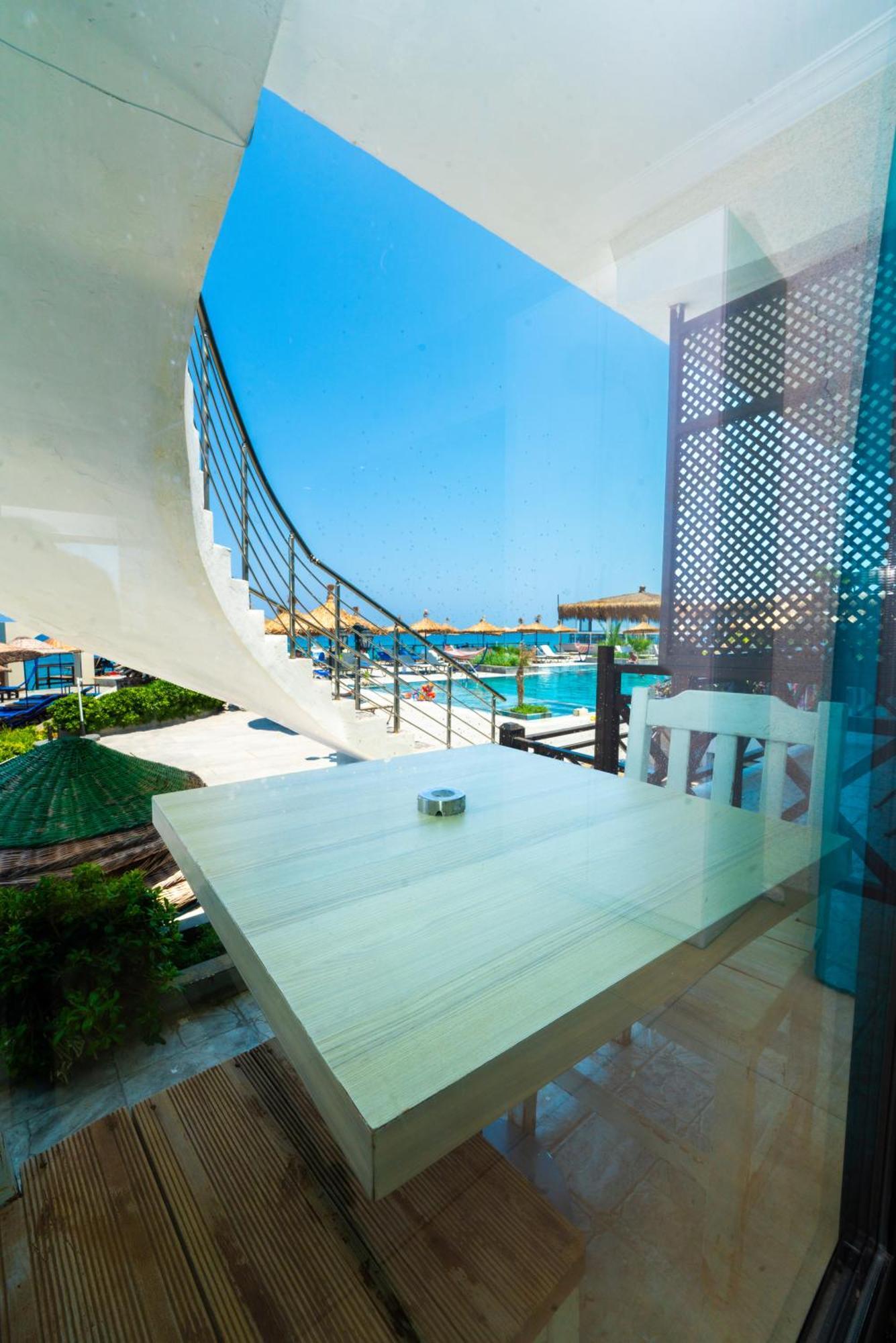 Manolya Hotel ラピソス エクステリア 写真
